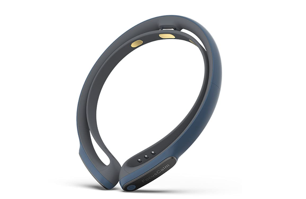 FocusCalm Headset - brain training for stress reduction and concentration improvement 